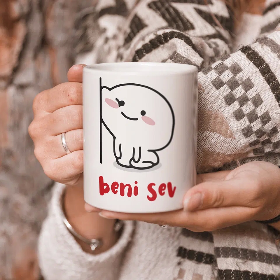 Beni%20Sev%20Kişiye%20Özel%20Komik%20Kupa