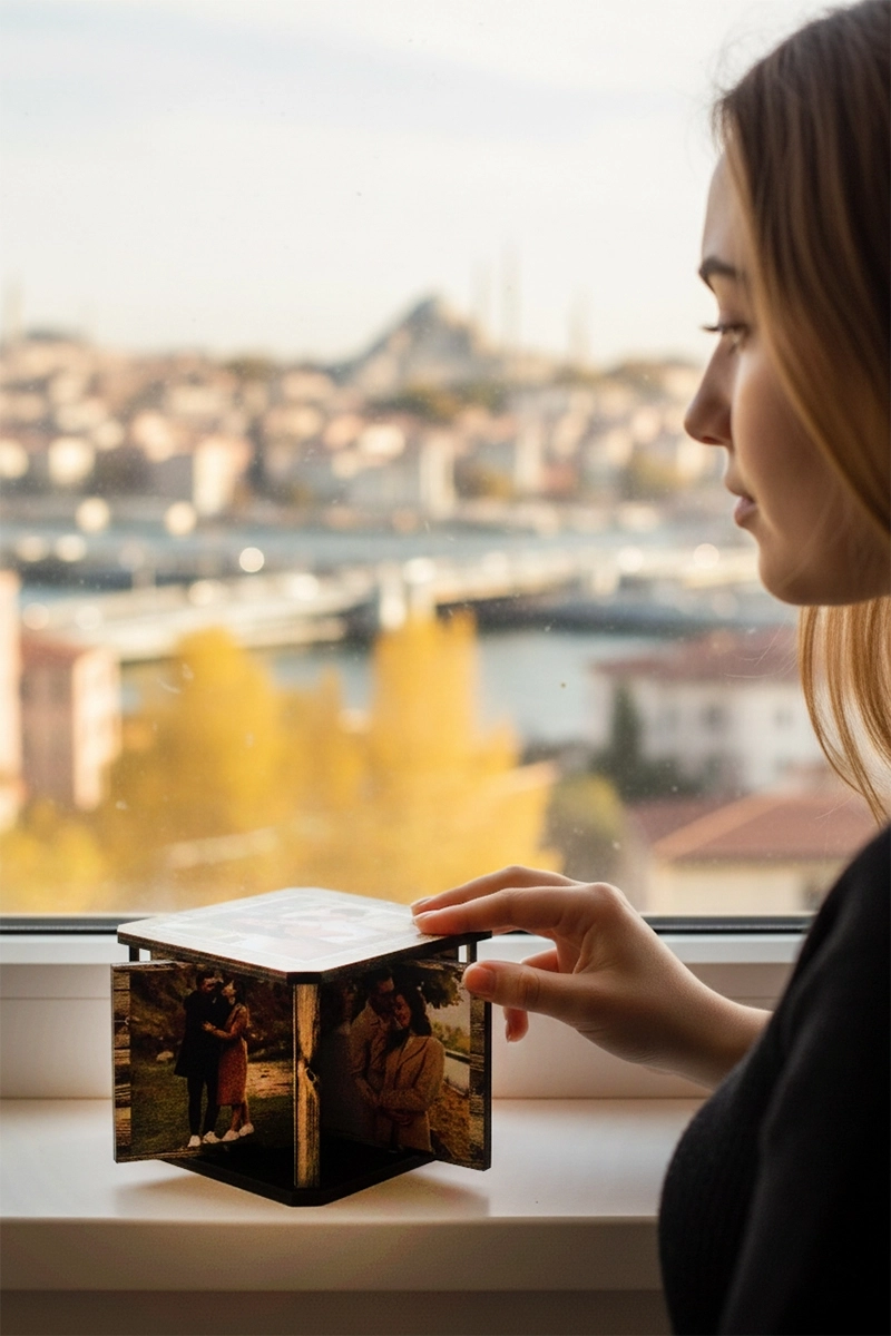 Döner Resimli 4’lü Kişiye Özel Resim Çerçevesi