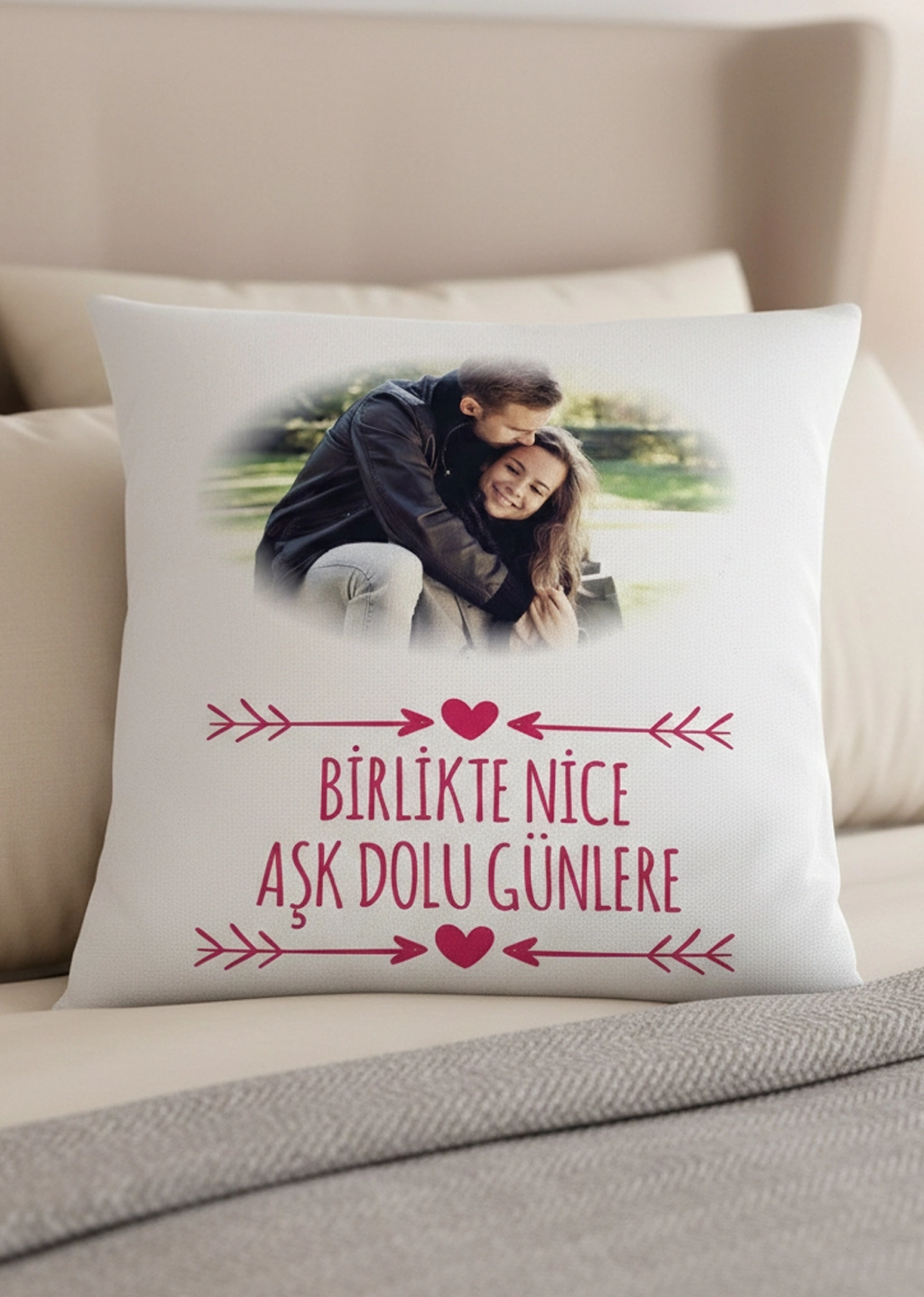 Resimli Kişiye Özel Aşk yastığı